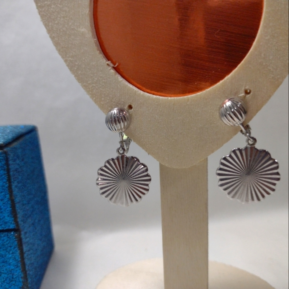 Sarah Coventry Vintage Earrings Estate Finding